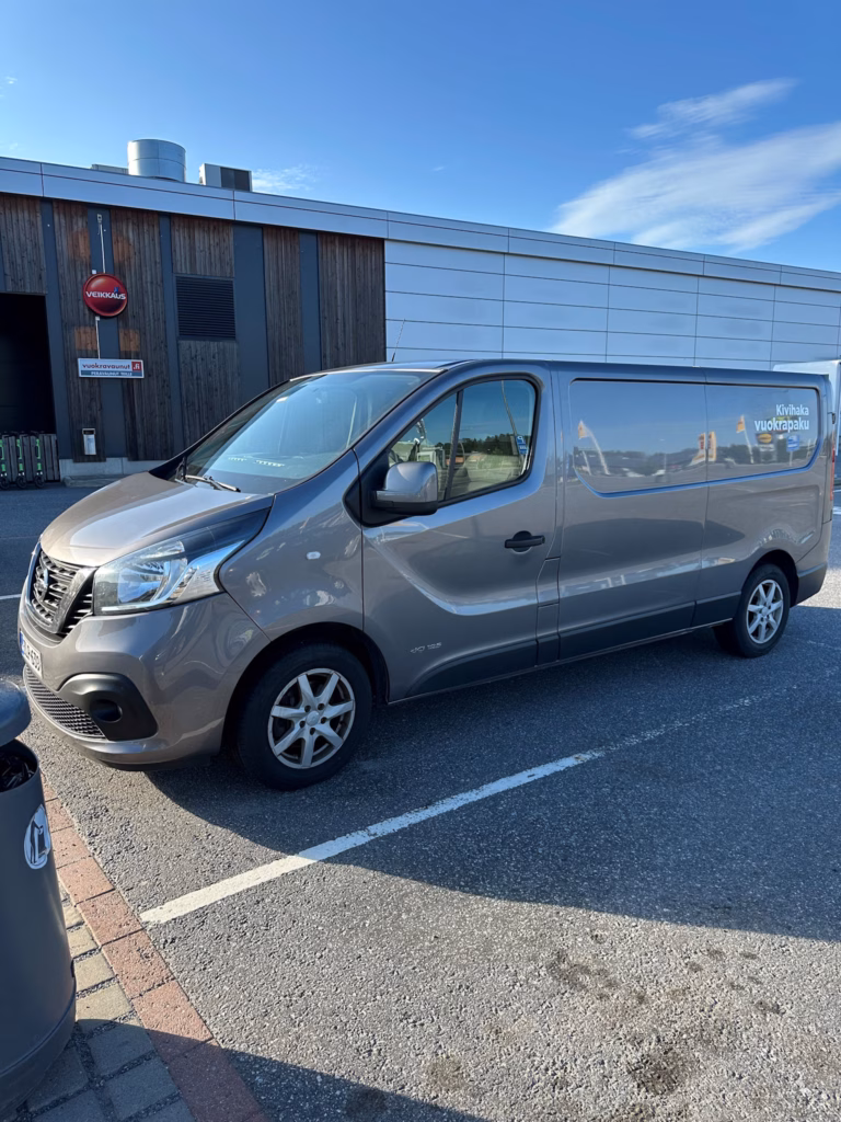 Kivihaka, Nissan NV 300